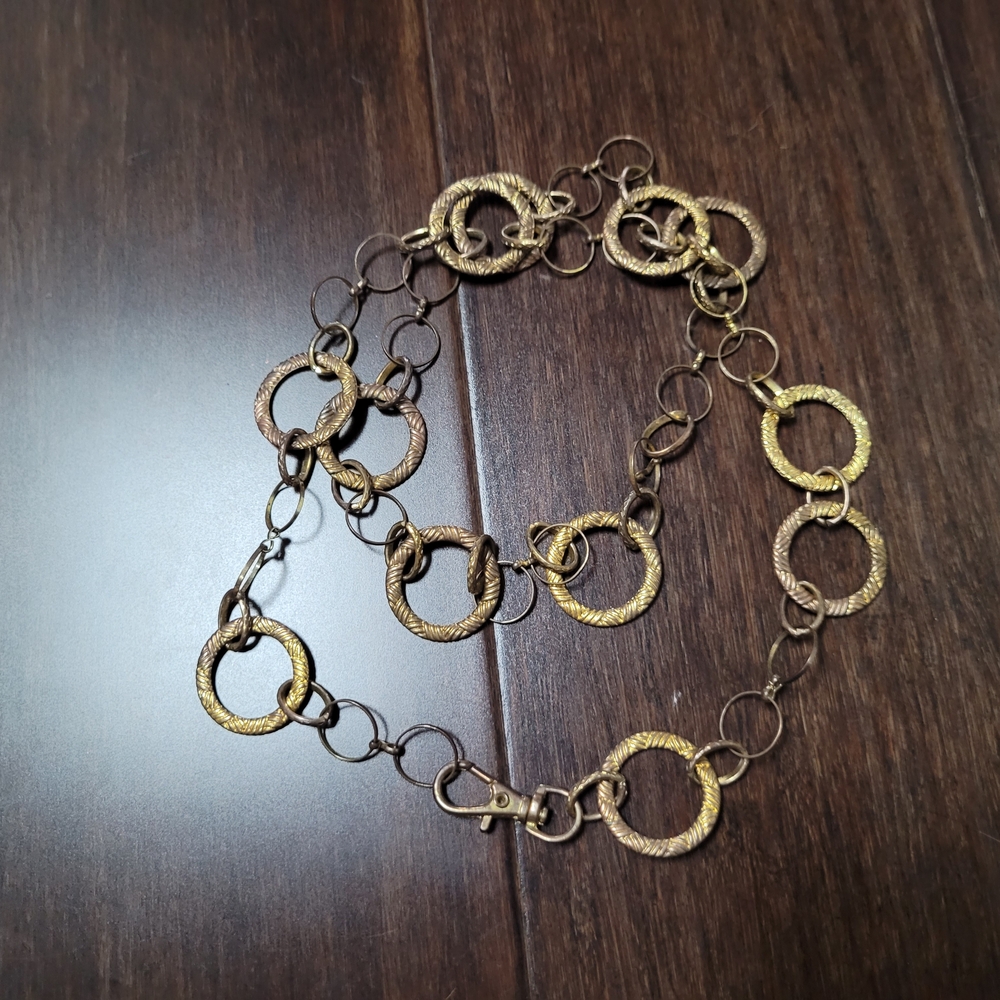 Elegant Gold and Brown Circle Link Necklace
